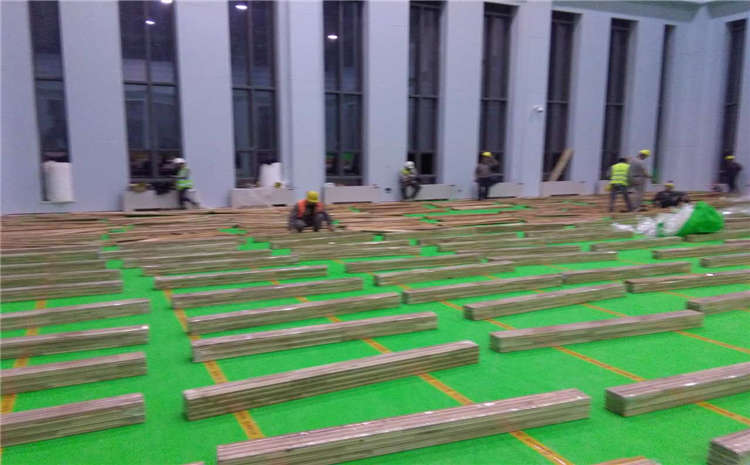 楓樺木實木運(yùn)動地板公司