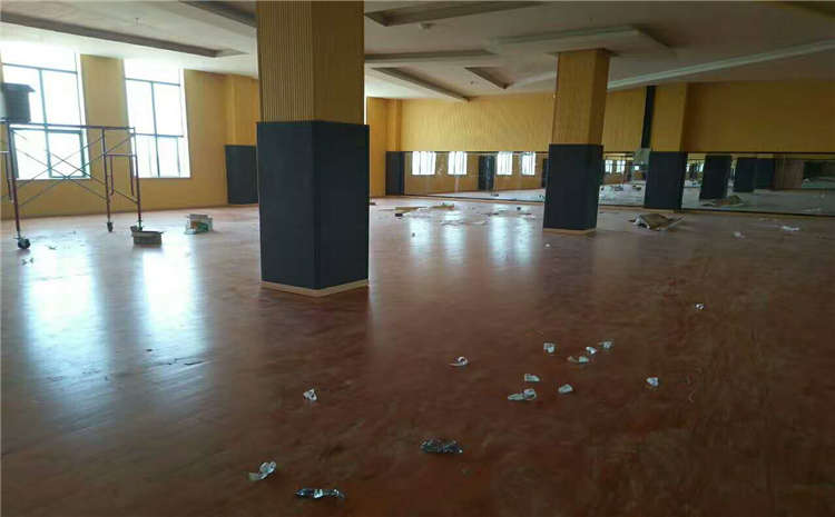 楓木企口運動木地板商家怎么選？