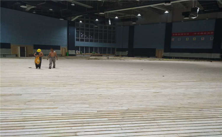 選品牌運(yùn)動(dòng)木地板廠家準(zhǔn)沒錯(cuò)