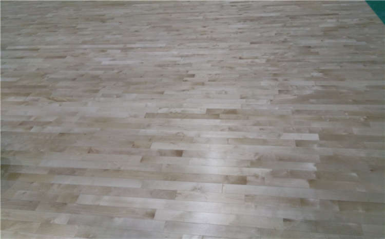 籃球場(chǎng)木地板的設(shè)計(jì)和安裝怎么樣？