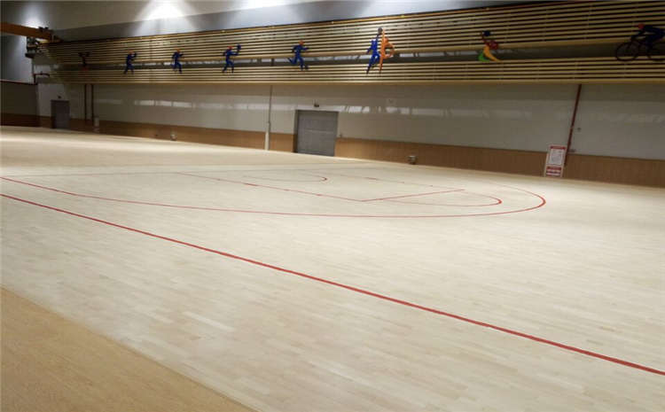 運(yùn)動(dòng)木地板如何避免鼓包和起翹？