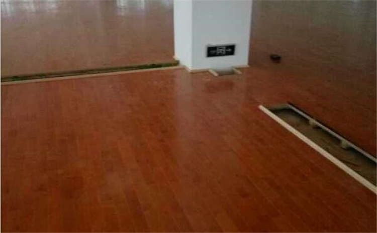 風(fēng)雨操場(chǎng)專(zhuān)用運(yùn)動(dòng)木地板的調(diào)養(yǎng)方式