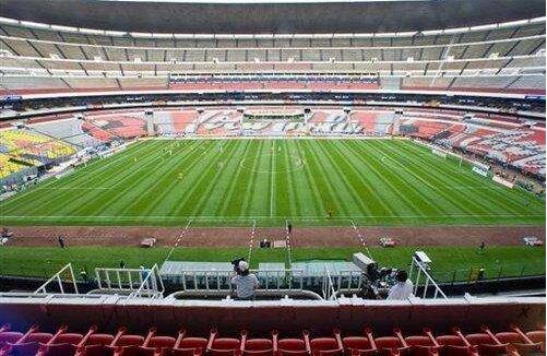 阿茲臺(tái)克體育場(chǎng)