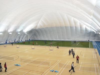 一館多用，四季適宜：氣膜體育館的優(yōu)勢(shì)和特點(diǎn)！
